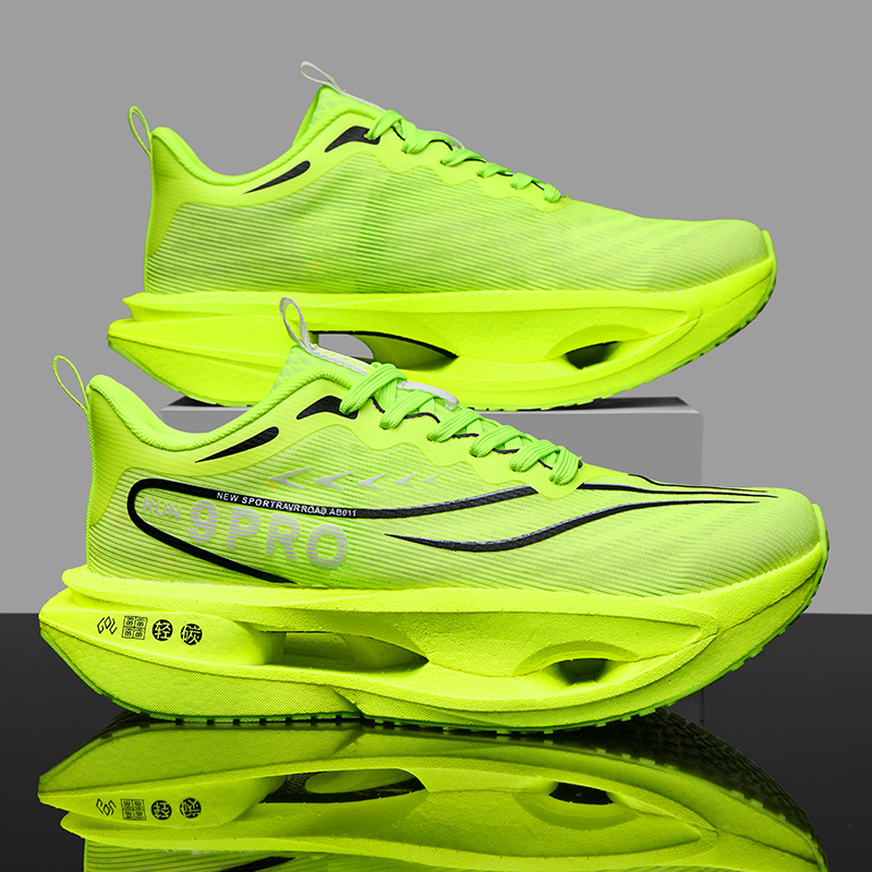 Men Running Shoes Carbon Board - đánh giá và giá Breathable Mesh Athletic Shoes